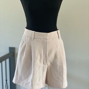 Wilfred Cream High Waist Shorts with Tailored Waistband